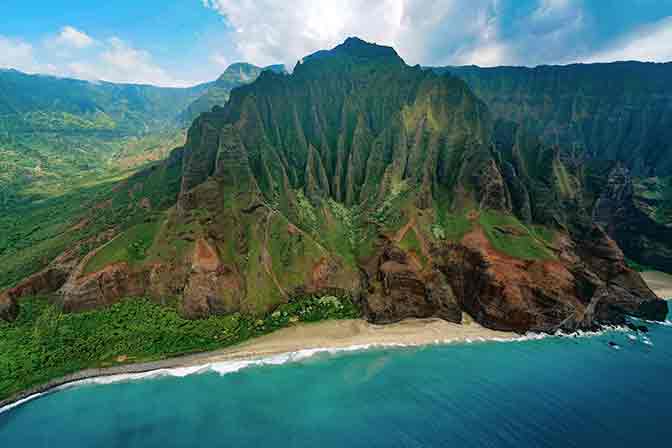 Na Pali Coast Mountains